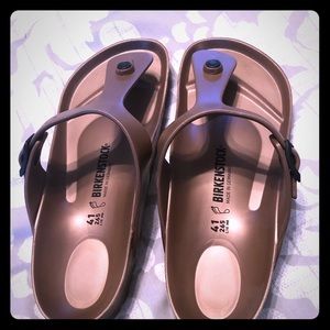 Birkenstock Gizeh essentials sandal